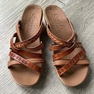 SKECHERS Cali Cork Style Wedge Sandals (7, Brown)